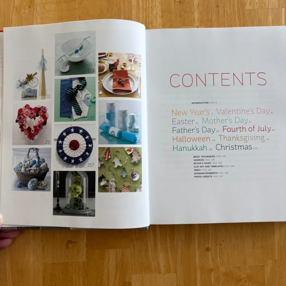 Martha Stewart’s Handmade Holiday Crafts - Picture 2 of 3